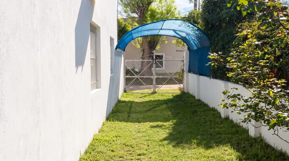 The covered entrance with shade cloth