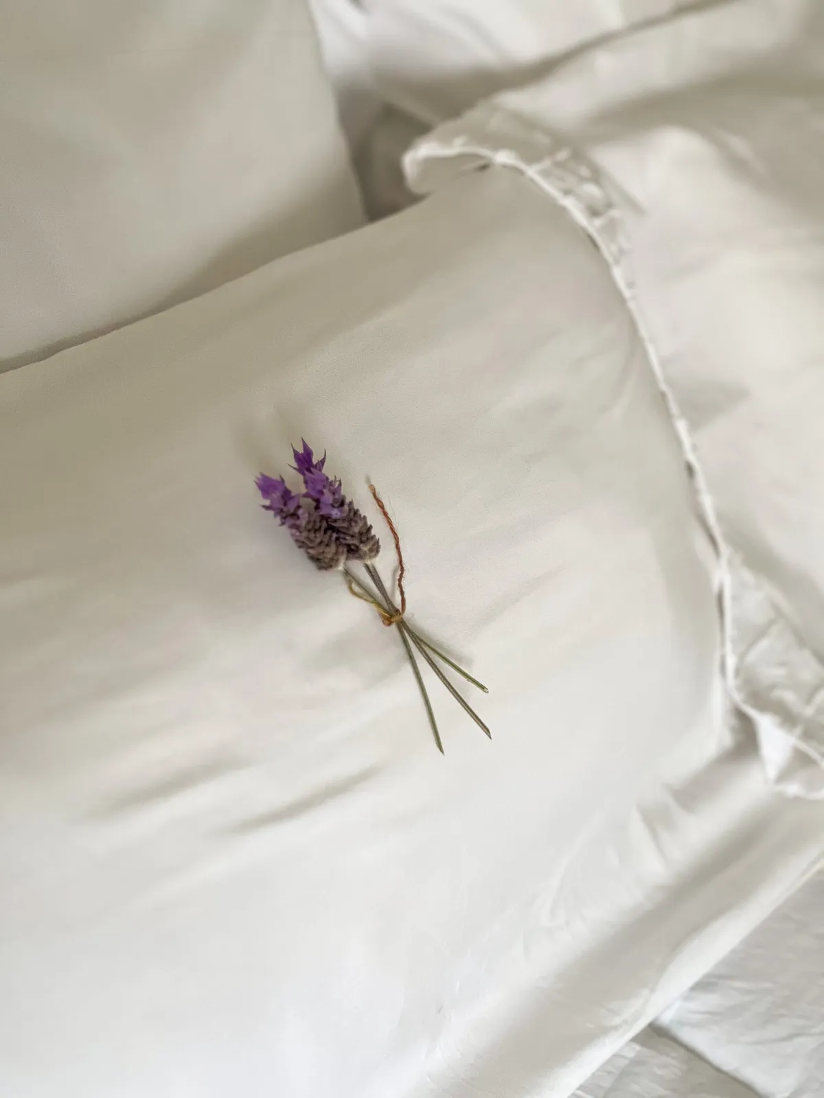 Bed linens and towels, included
